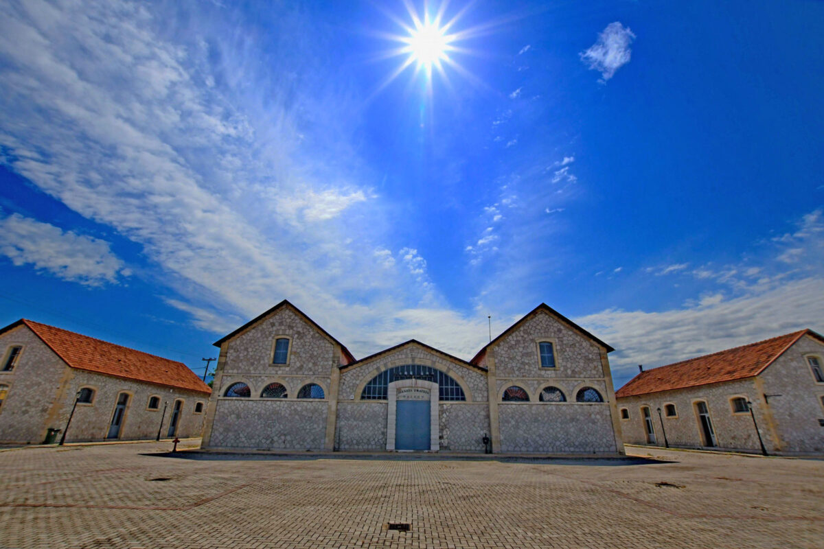 Τα Παλαιά Σφαγεία Πατρών (πηγή εικόνας: ΑΠΕ-ΜΠΕ).