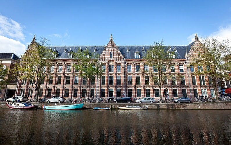 Το Πανεπιστήμιο του Άμστερνταμ.