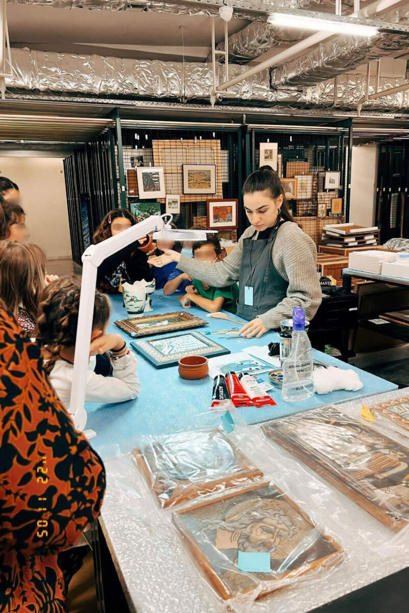 Τελλόγλειο: Εργαστήριο συντήρησης έργων τέχνης για παιδιά