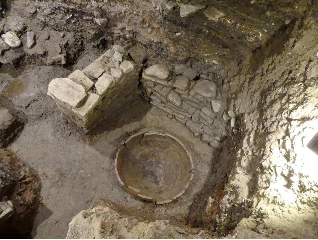 Μονή Βατοπεδίου: Στο φως μεγάλο μέρος της βυζαντινής τράπεζας