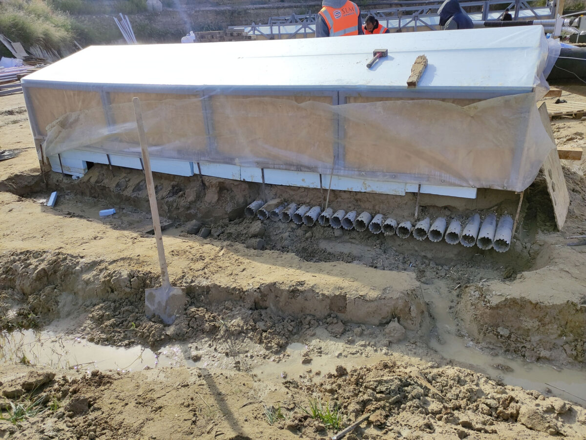 Δεσμώτες του Φαλήρου: εργασίες διάτρησης και εισαγωγής σωλήνων στήριξης. Πηγή εικόνας: ΥΠΠΟ.