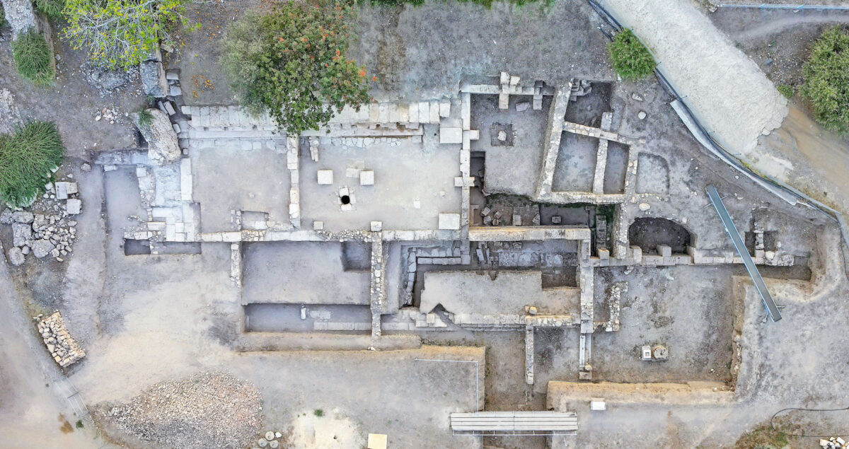 Αεροφωτογραφία της ανασκαφής στο Τέμενος του Ασκληπιού, στην πόλη της Επιδαύρου. Πηγή εικόνας: ΥΠΠΟ.