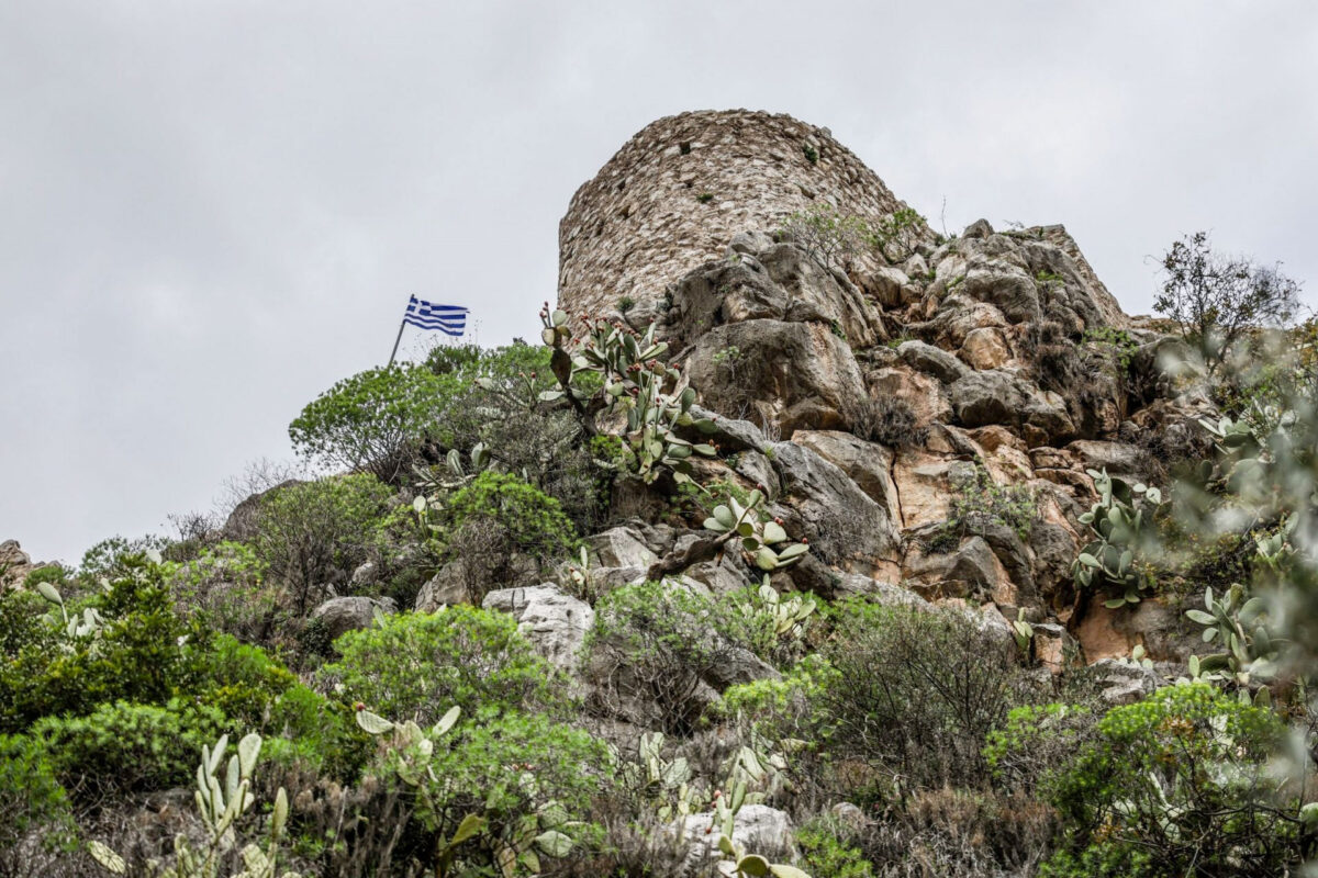 Άποψη του Βυζαντινού Κάστρου της Νέας Επιδαύρου, μετά την ολοκλήρωση των εργασιών αναστήλωσης. Πηγή εικόνας: Προεδρία της Δημοκρατίας / Θοδωρής Μανωλόπουλος.