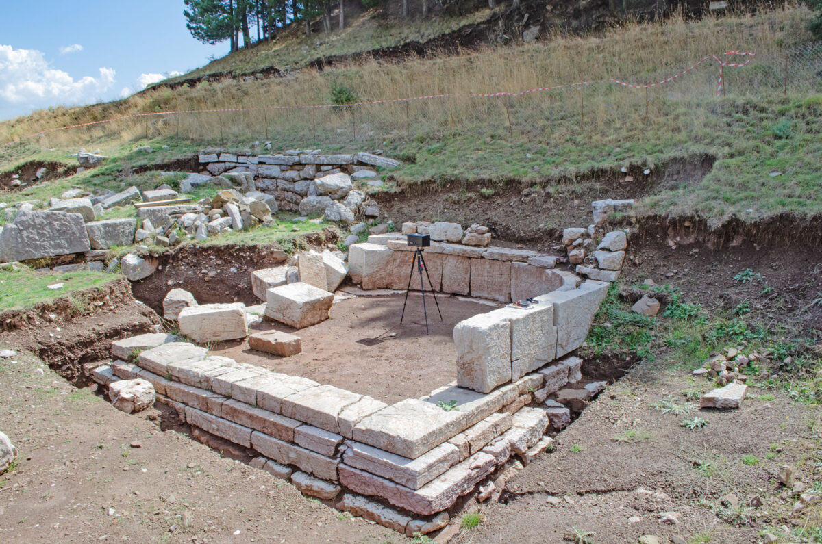 «Ακούγοντας» το Ιερό του Διός στο Όρος Λύκαιο