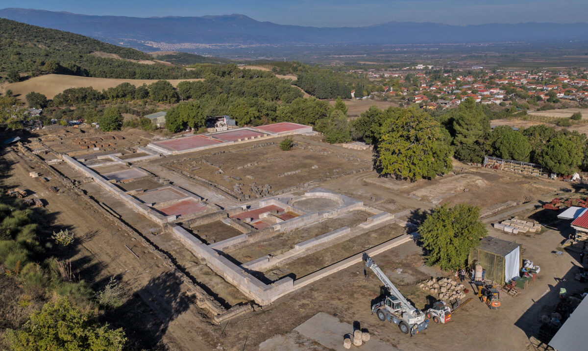 Σημαντικός μακεδονικός τάφος βρέθηκε στις Αιγές το 2023