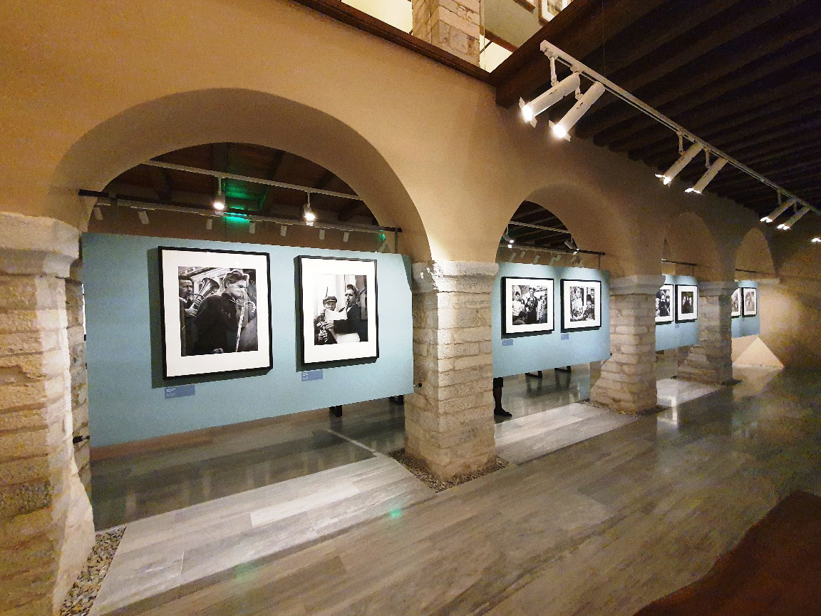 Στο Μαρμάρινο Σπίτι το πολύτιμο φωτογραφικό έργο του Κώστα Μπαλάφα