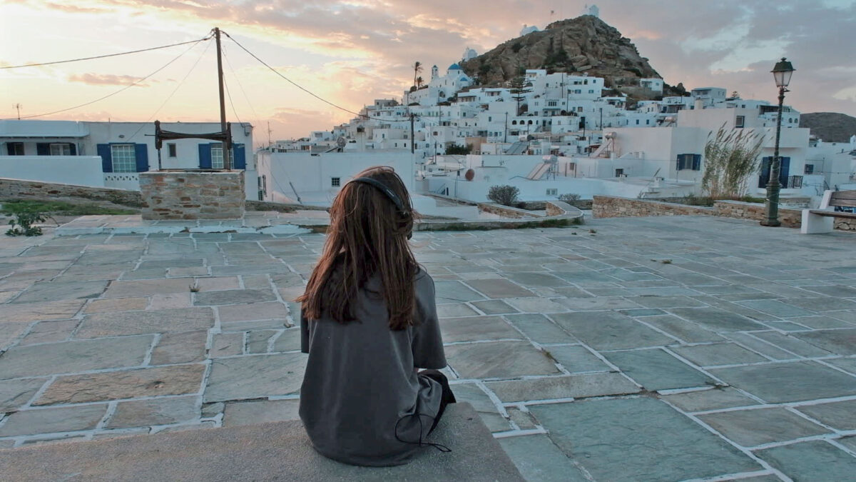 Το βλέμμα της νεότητας στις Κυκλάδες