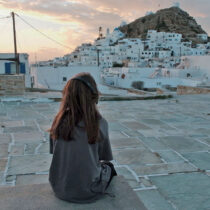 Το βλέμμα της νεότητας στις Κυκλάδες