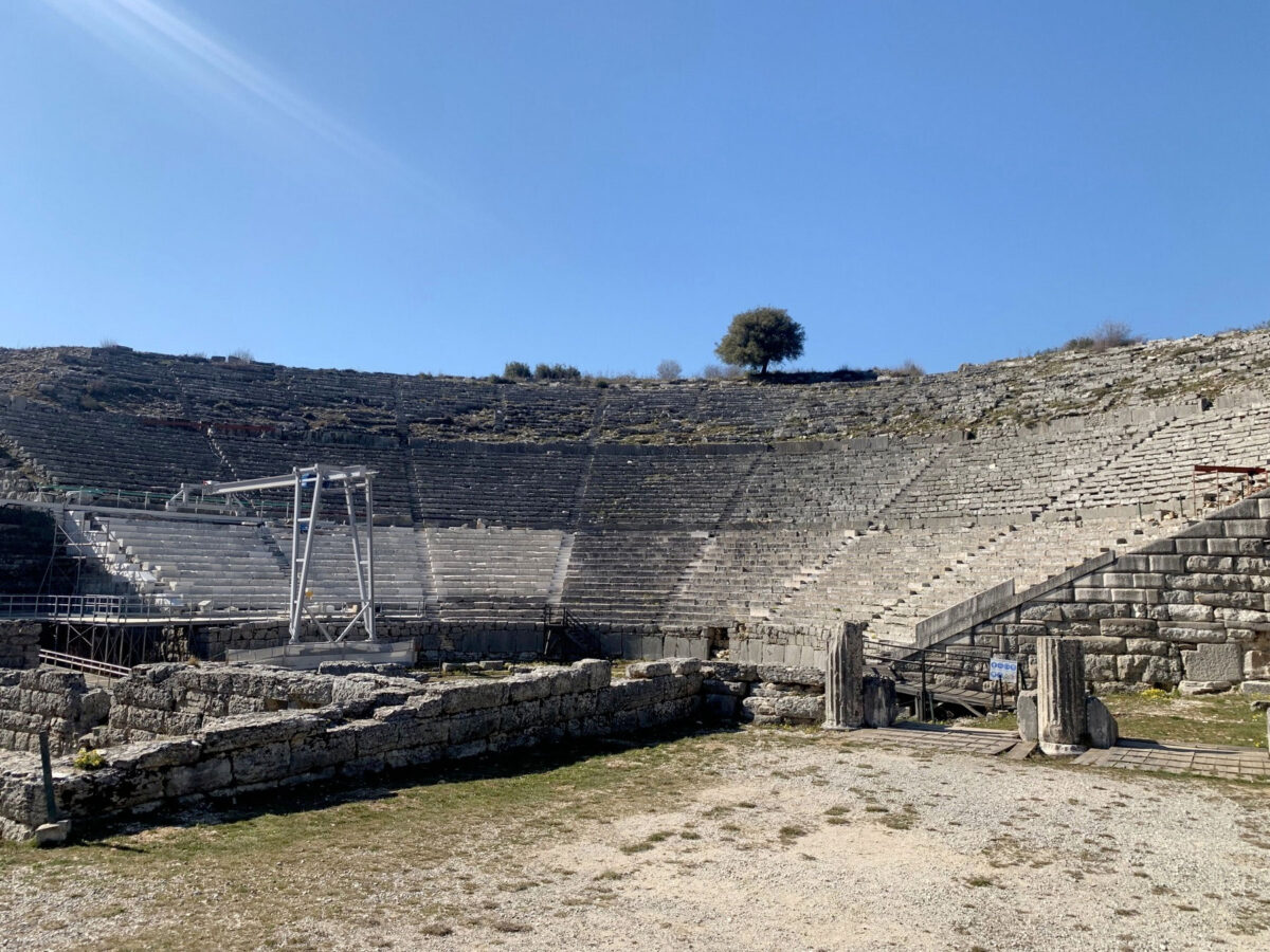 Το αποκατεστημένο Αρχαίο Θέατρο Δωδώνης. Πηγή εικόνας: ΥΠΠΟ.