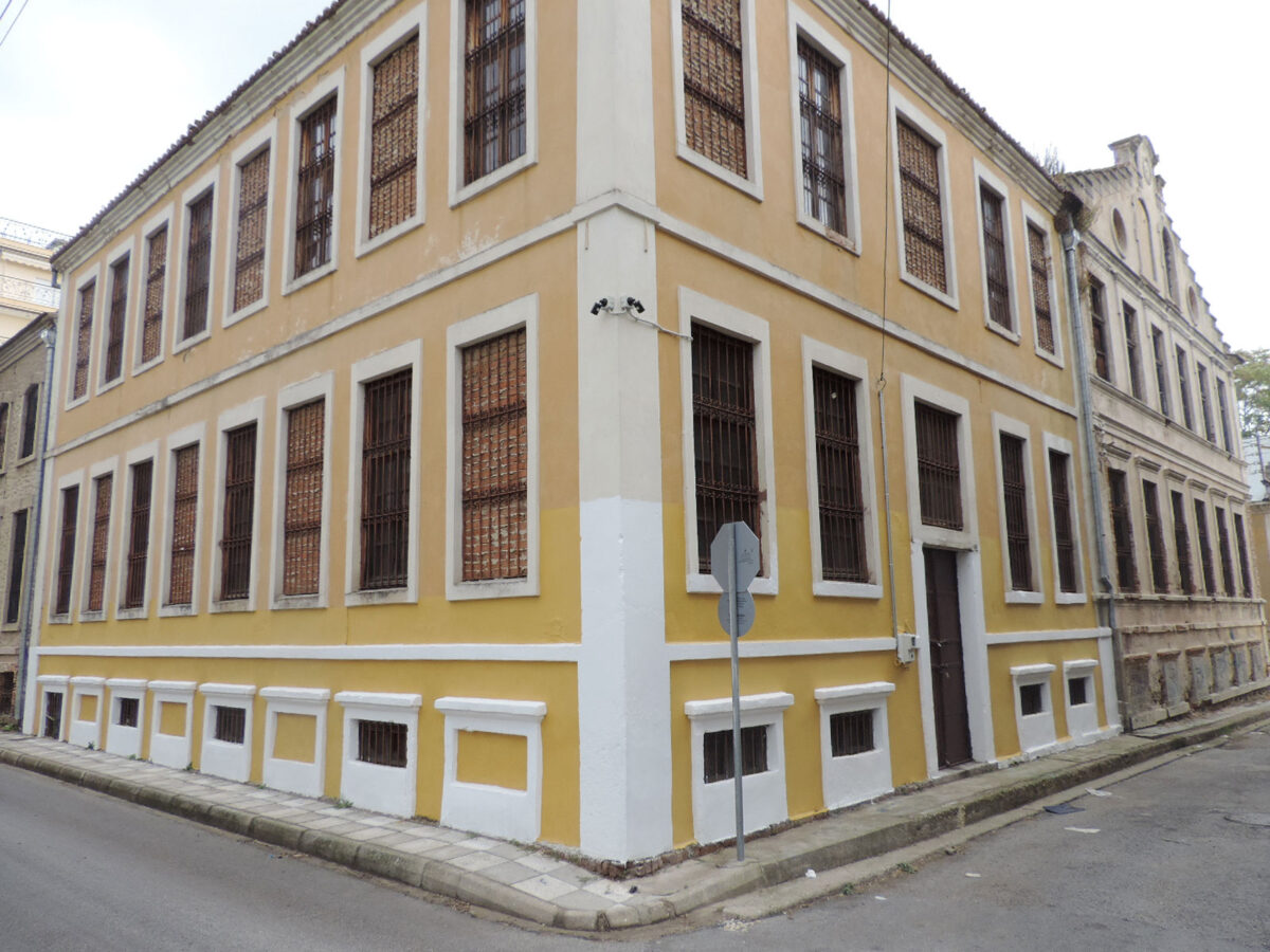 Το νότιο κτήριο, λήψη από νοτιοδυτικά. Πηγή εικόνας: ΥΠΠΟ.