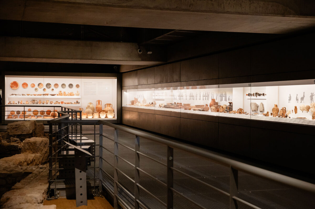 Στο «Μουσείο της Ανασκαφής». Φωτ.: STUDIO PANOULIS. Πηγή: Μουσείο Ακρόπολης.