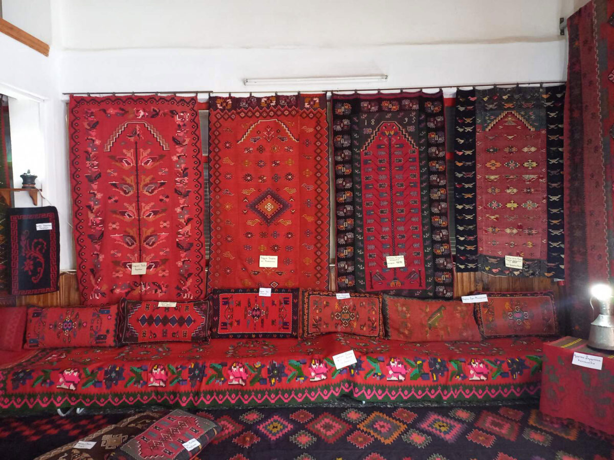 Η υφαντική τέχνη της Σαμαρίνας από το 1812 έως το 1920