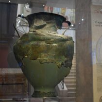 «Ο κρατήρας του άρχοντα από το Λευκαντί» στο Αθέατο Μουσείο