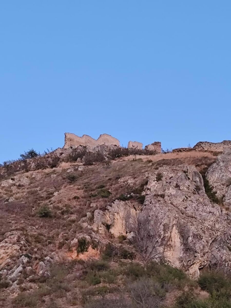 Το βυζαντινό φρούριο γυναικόκαστρο. Πηγή εικόνας: ΥΠΠΟ.