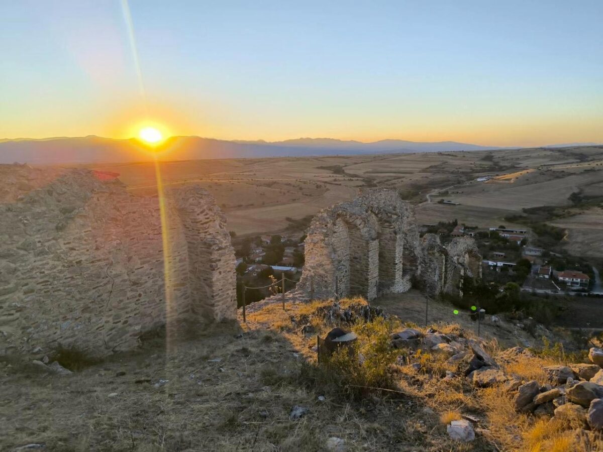 Νέος φωτισμός για το Γυναικόκαστρο