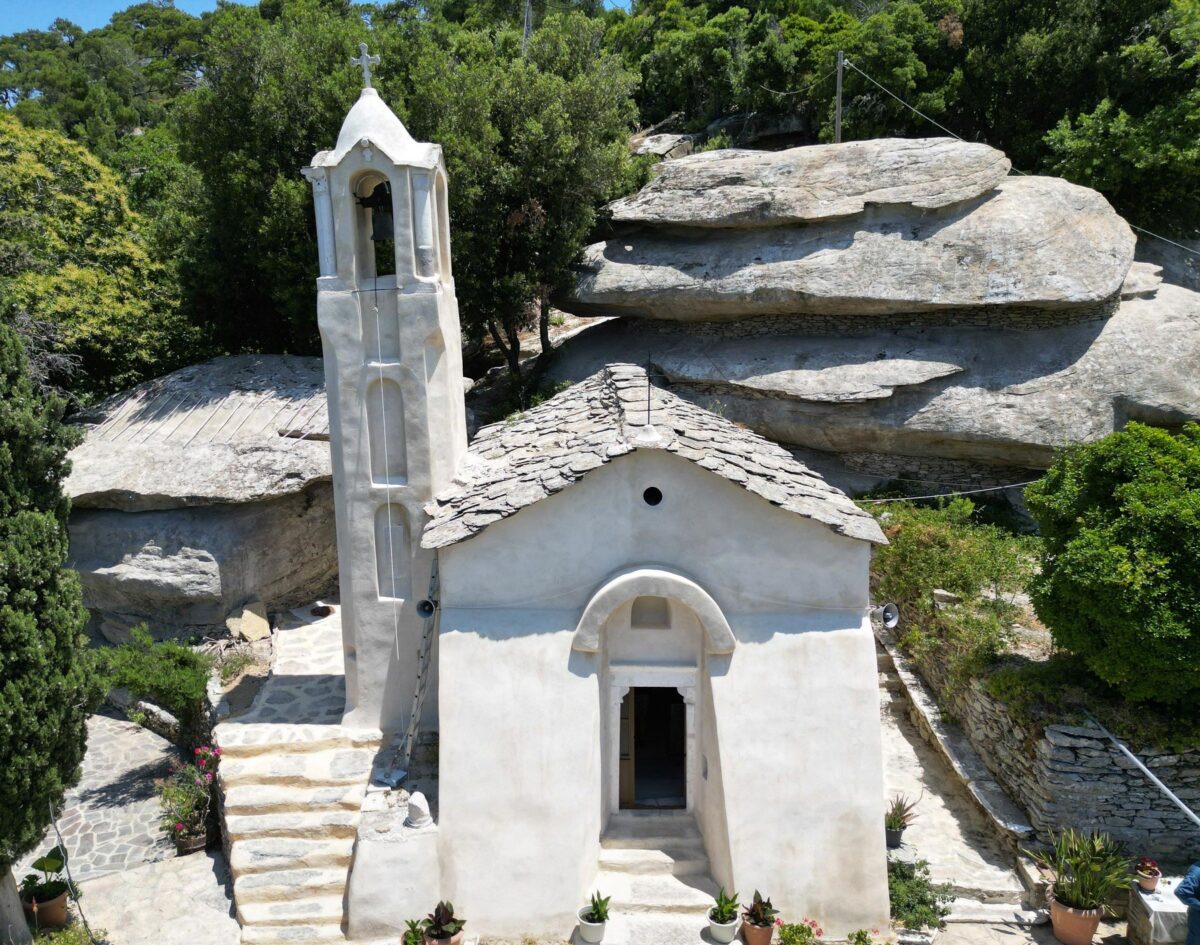 Αποκαταστάθηκε η μονή Οσίας Θεοκτίστης στην Ικαρία