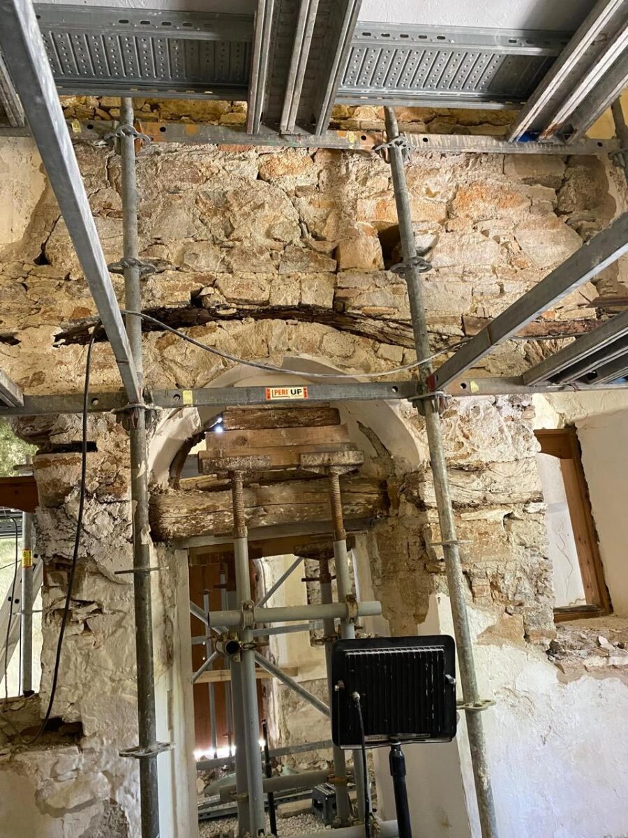 Εργασίες αποκατάστασης του ναού των Άι-Γιαννάκηδων. Πηγή εικόνας: ΥΠΠΟ.