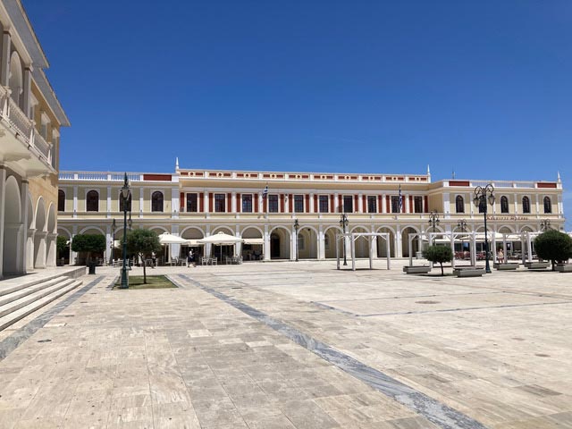 Μεγάλη δωρεά στην Ιστορική Βιβλιοθήκη της Ζακύνθου