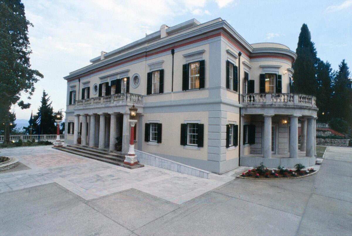 Έπαυλη Mon Repos. Σήμερα Μουσείο Παλαιόπολης. Πηγή εικόνας: ΥΠΠΟ.