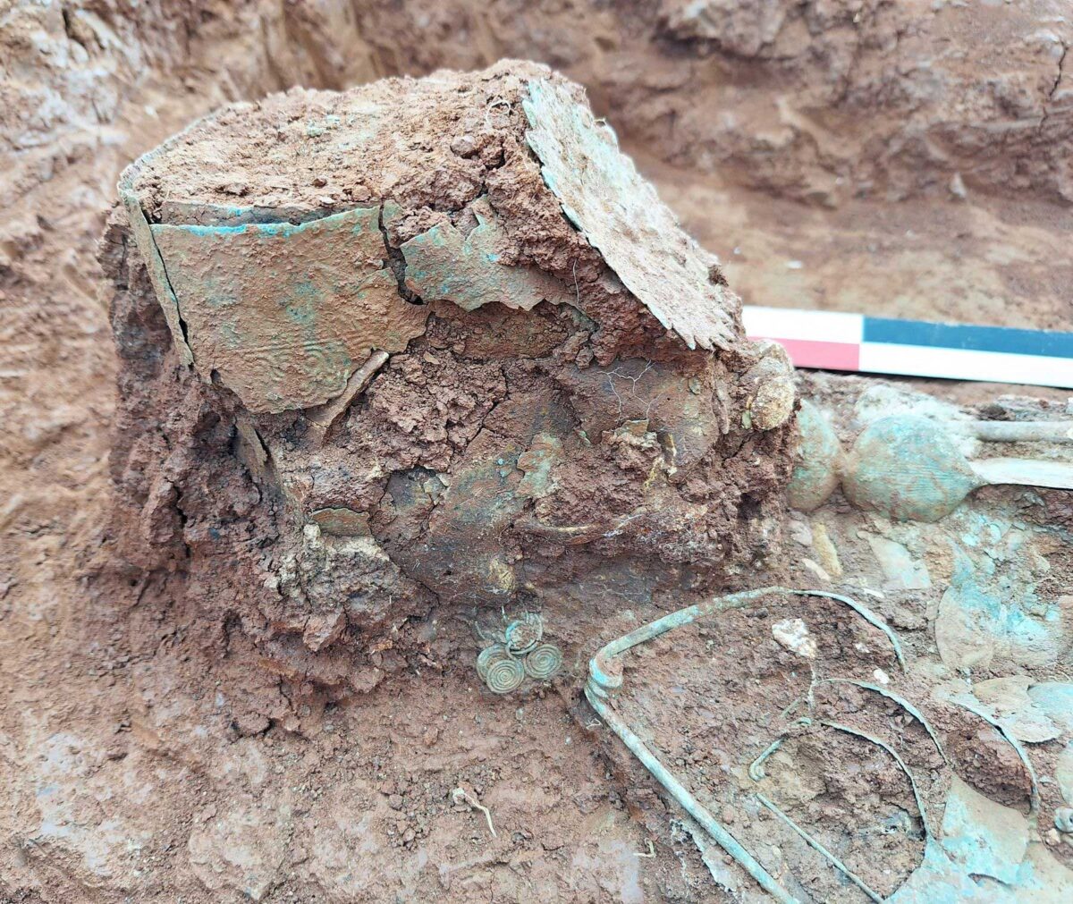 Το ανεστραμμένο διάδημα. Πηγή εικόνας: ΥΠΠΟ.