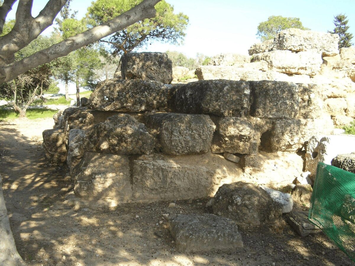 Το νότιο άκρο του Διατειχίσματος. Πηγή εικόνας: ΥΠΠΟ.