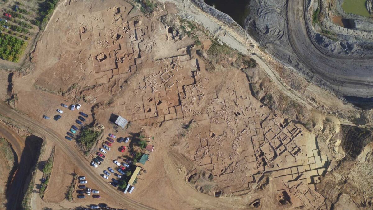 Άποψη της ανασκαφής στην Αχλάδα Φλώρινας. Πηγή εικόνας: Αρχαιολογικό Μουσείο Θεσσαλονίκης.