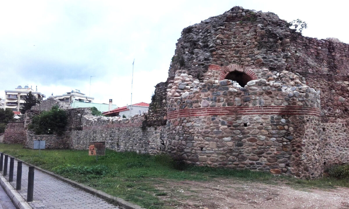 Άποψη του βυζαντινού κάστρου της Κομοτηνής. Φωτ.: ΑΠΕ-ΜΠΕ.