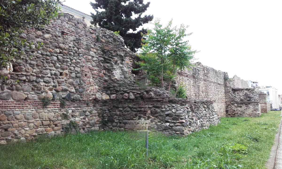 Άποψη του βυζαντινού κάστρου της Κομοτηνής. Φωτ.: ΑΠΕ-ΜΠΕ.