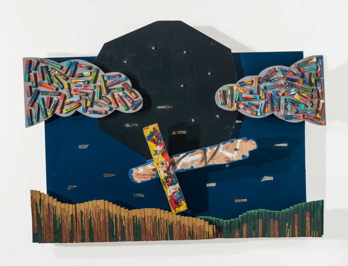 Αλέξης Ακριθάκης, «Νυχτερινή πτήση», 1983, 140x189x20,5 εκ., ξύλο, λάδι, φωτάκια. © The Estate of Alexis Akrithakis.