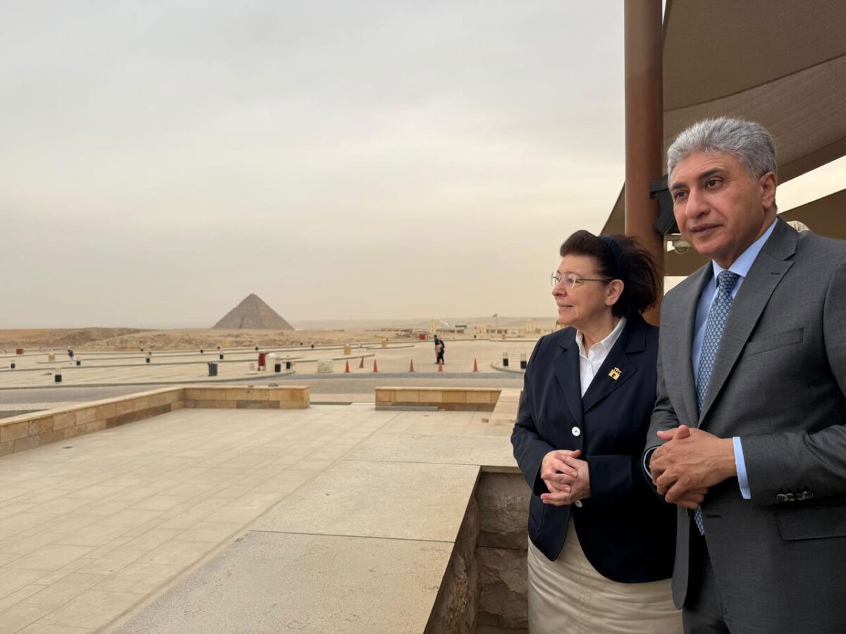 Η Λίνα Μενδώνη με τον Υπουργό Τουρισμού και Αρχαιοτήτων της Αιγύπτου Sherif Fathy. Πηγή εικόνας: ΥΠΠΟ.