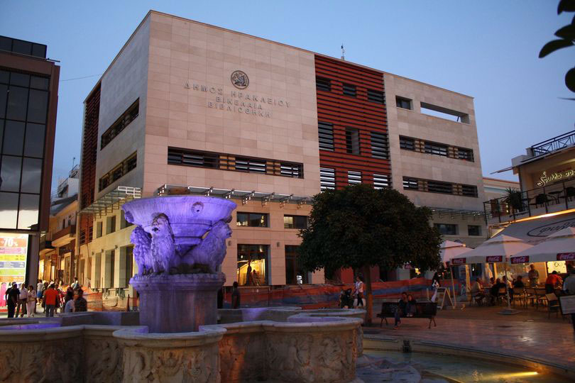 Όταν το παρελθόν του Ηρακλείου βρίσκει ξανά τη φωνή του