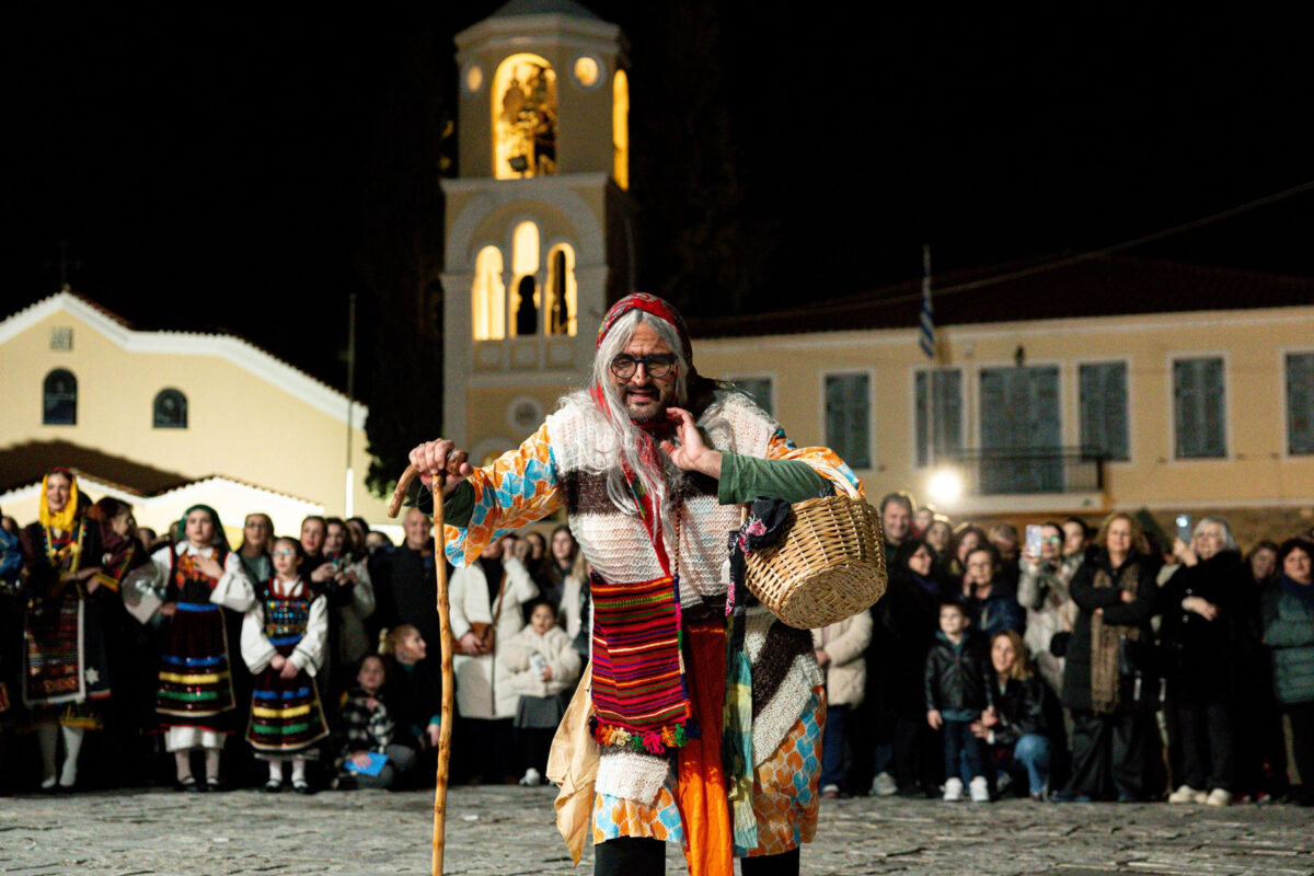 O «Καλόγερος» δεν αναπαριστά απλώς ένα έθιμο. Eπαναφέρει μια τελετουργία βαθιά ριζωμένη στη συλλογική μνήμη της Θράκης. Πηγή εικόνας: Δήμος Ξάνθης.