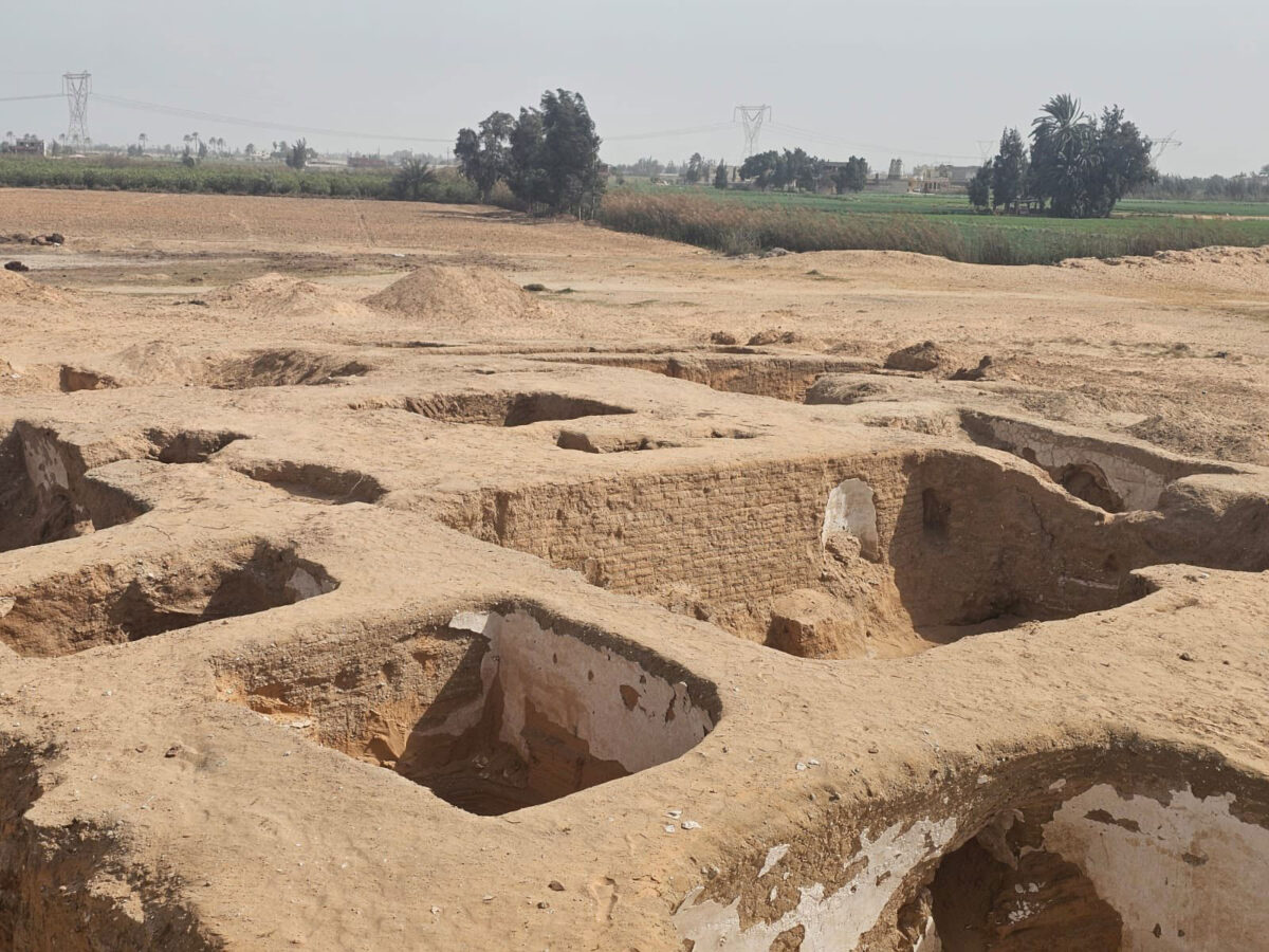 Ευρήματα από τη θέση Καλάγια. Πηγή εικόνας: Υπουργείο Τουρισμού και Αρχαιοτήτων της Αιγύπτου.