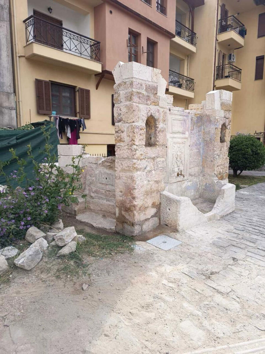 Η κρήνη επί της οδού Ολυμπιάδος 75. Πηγή εικόνας: ΥΠΠΟ.