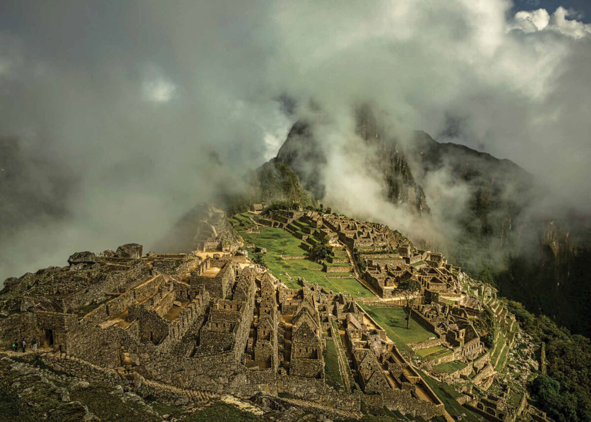 Πανοραμική άποψη του Machu Picchu, του φρουρίου των Ίνκας του 15ου αιώνα στις Περουβιανές Άνδεις. Πηγή εικόνας: Πρεσβεία του Περού στην Ελλάδα.