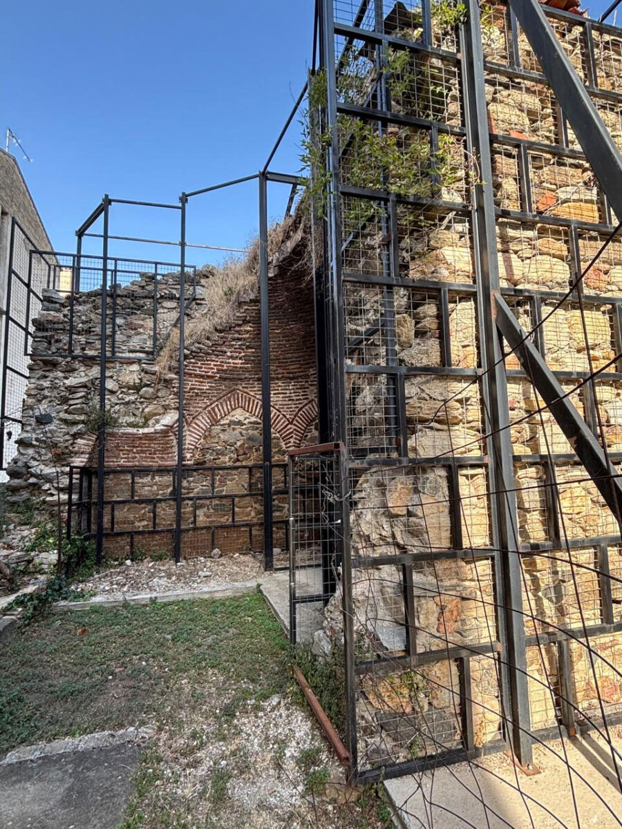 Τμήμα του Κουλέ στη Φλώρινα όπως είναι σήμερα. Πηγή εικόνας: ΥΠΠΟ.